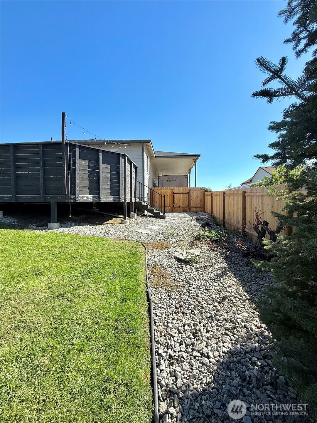 634 S Lincoln Place Property Photo 31