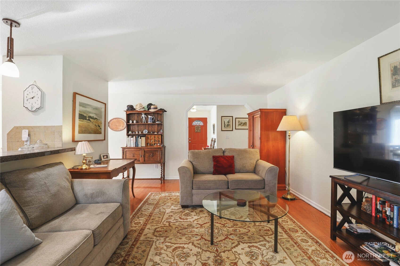 2329 Woodfield Loop Property Photo 10