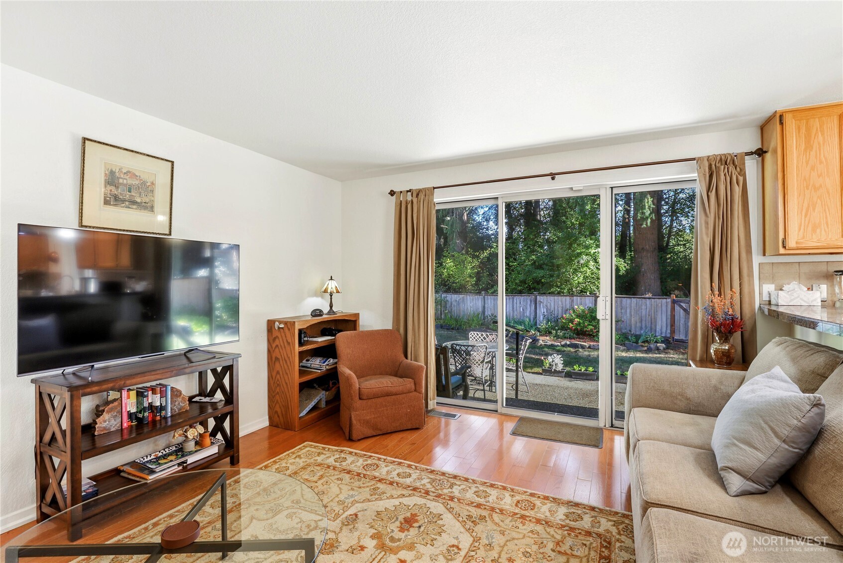 2329 Woodfield Loop Property Photo 12
