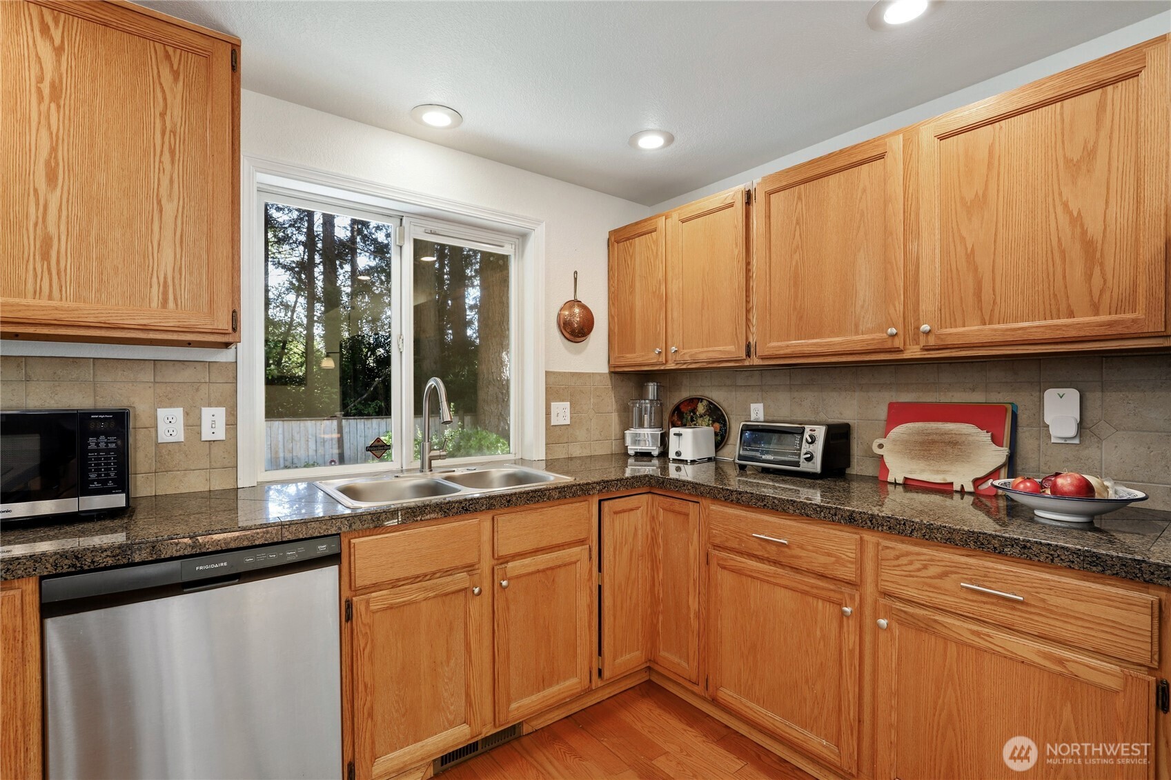 2329 Woodfield Loop Property Photo 15