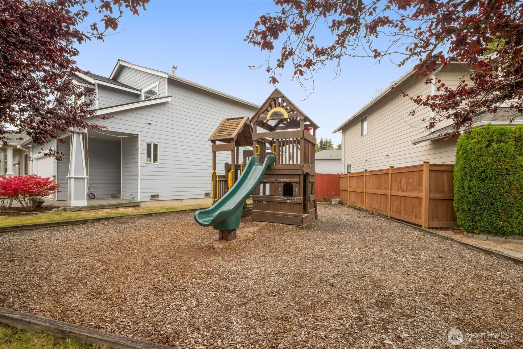 18631 10th Avenue Property Photo 30