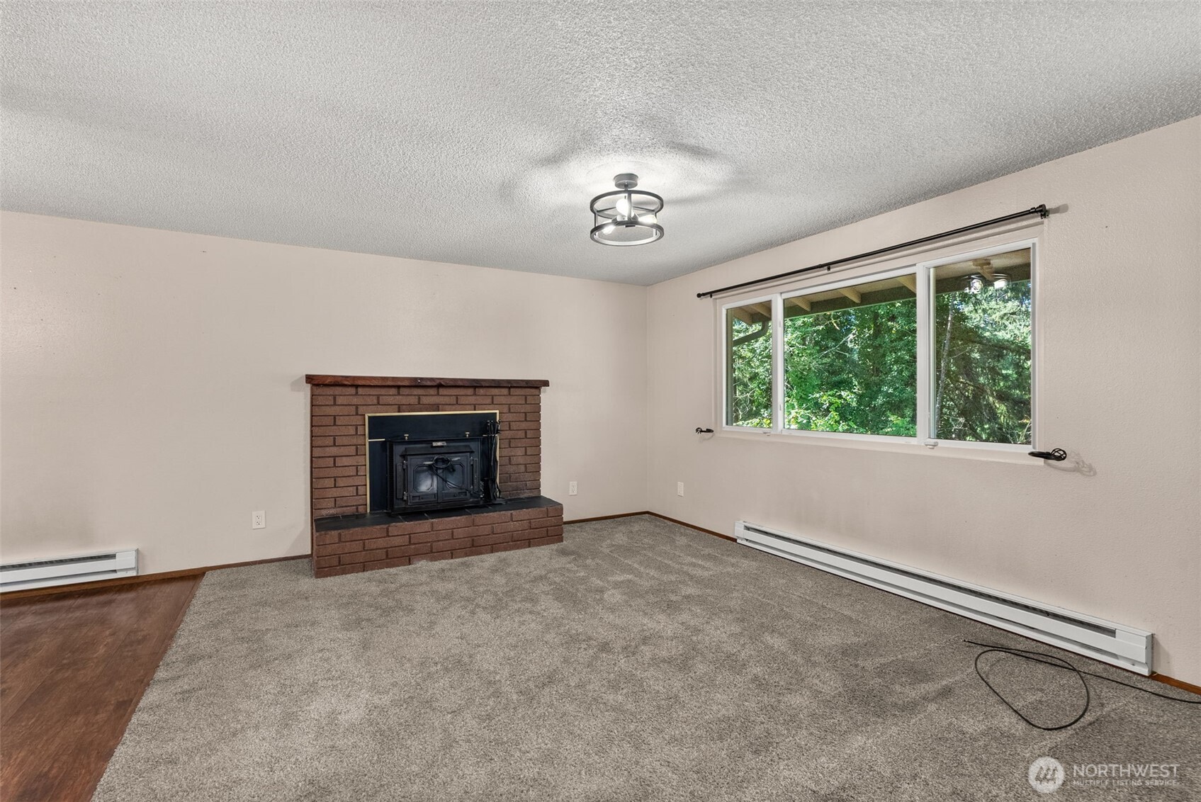 363 Se Canyon Drive Property Photo 7