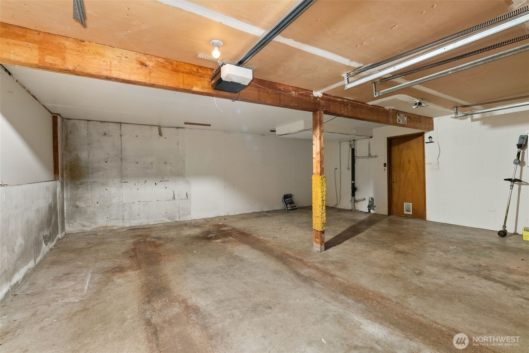 363 Se Canyon Drive Property Photo 23