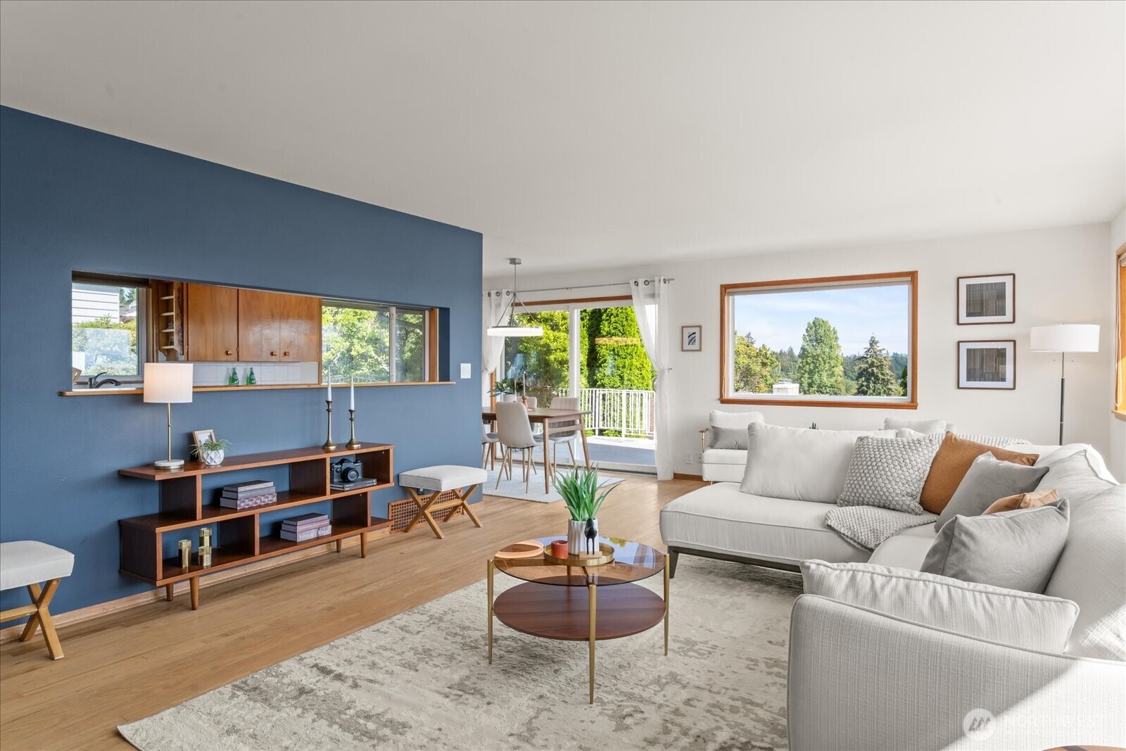 20934 7th Avenue Property Photo 6