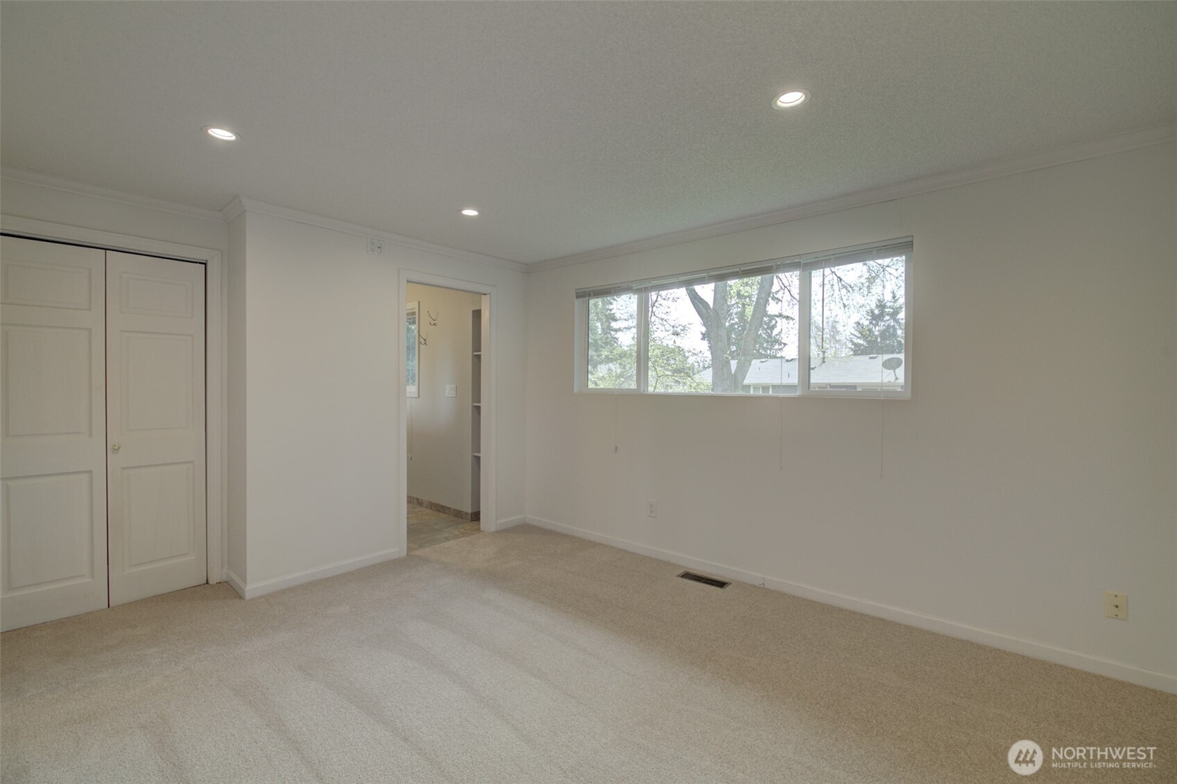 13930 122nd Avenue Property Photo 13