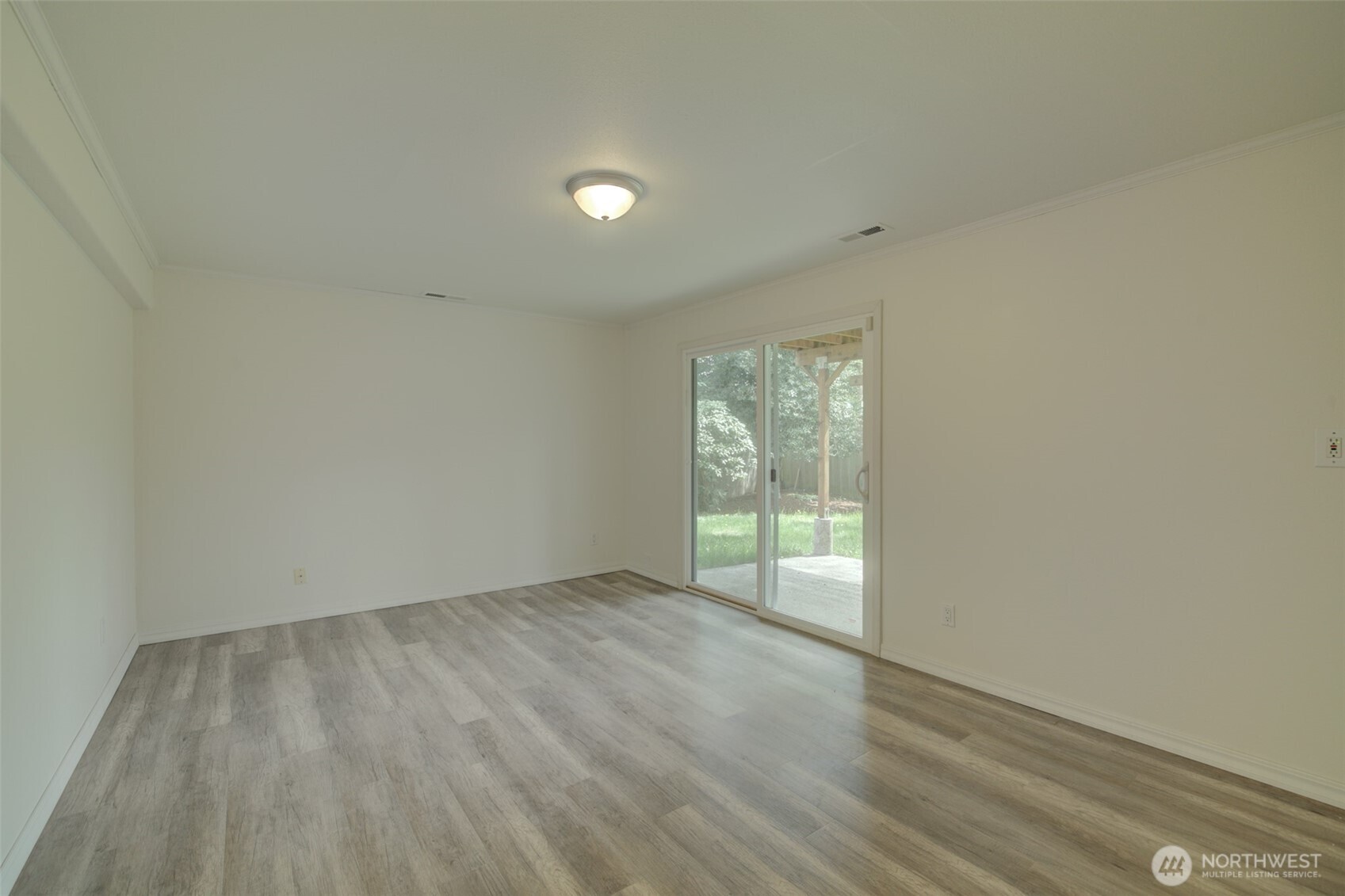 13930 122nd Avenue Property Photo 20