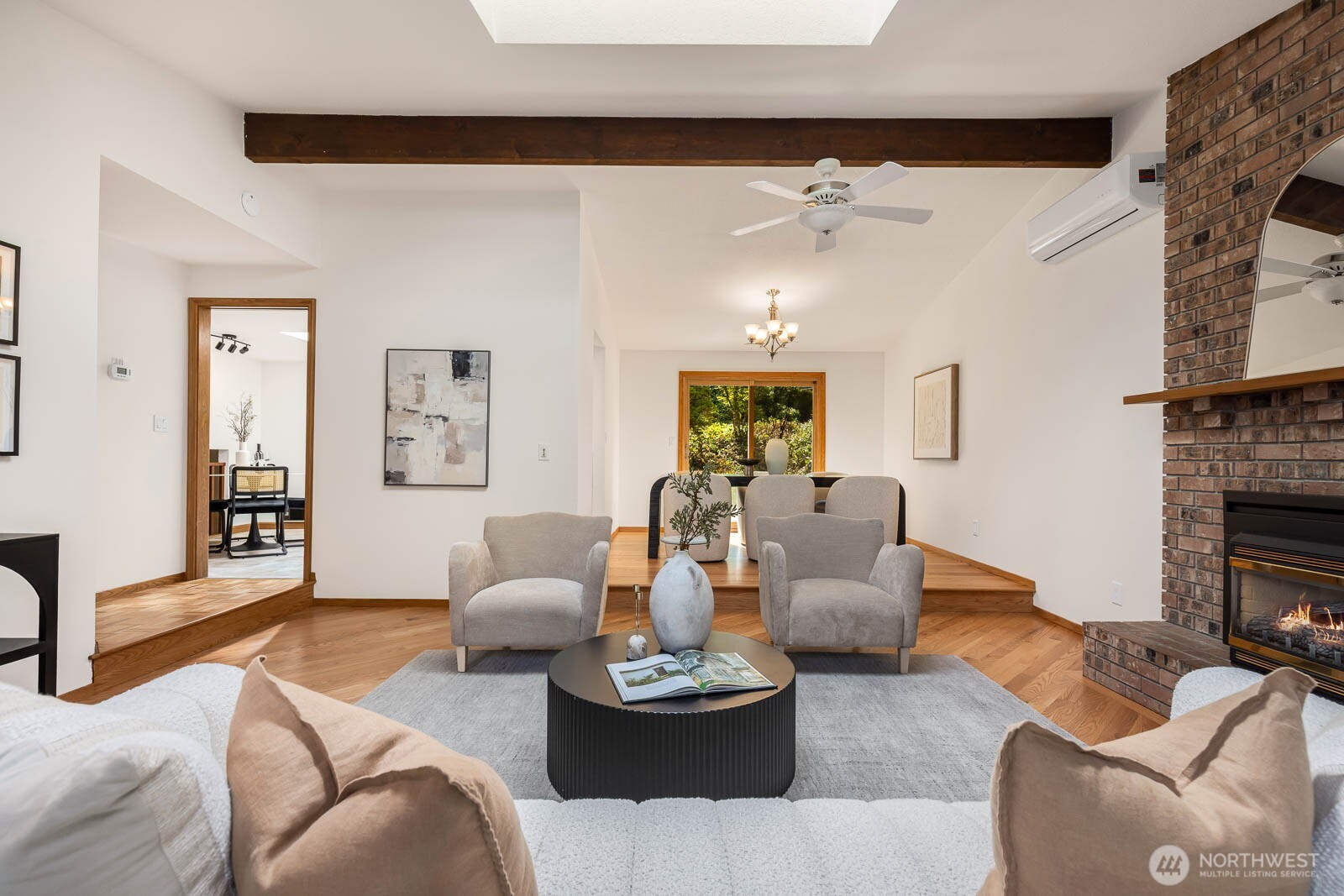 316 160th Place Property Photo 11