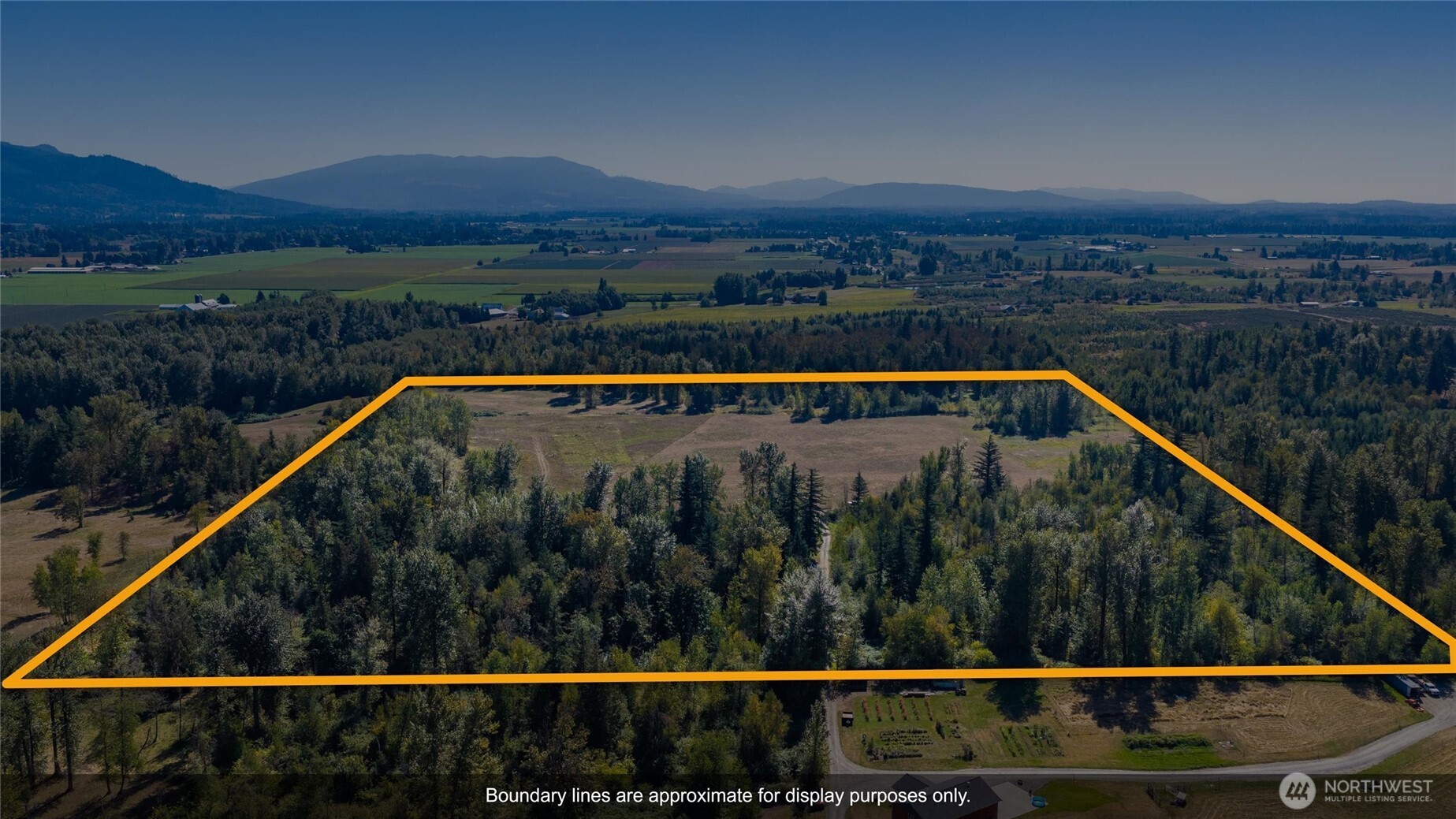 2753 E Badger Road Property Photo 2
