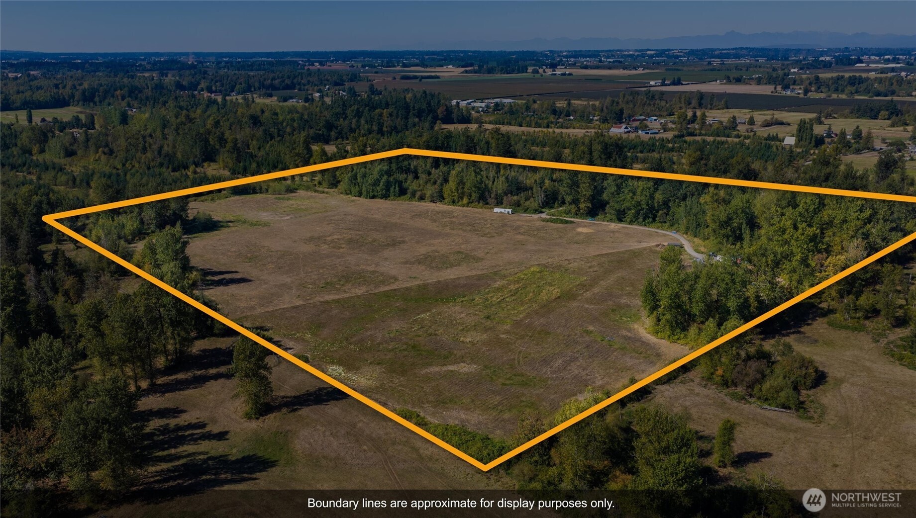 2753 E Badger Road Property Photo 5