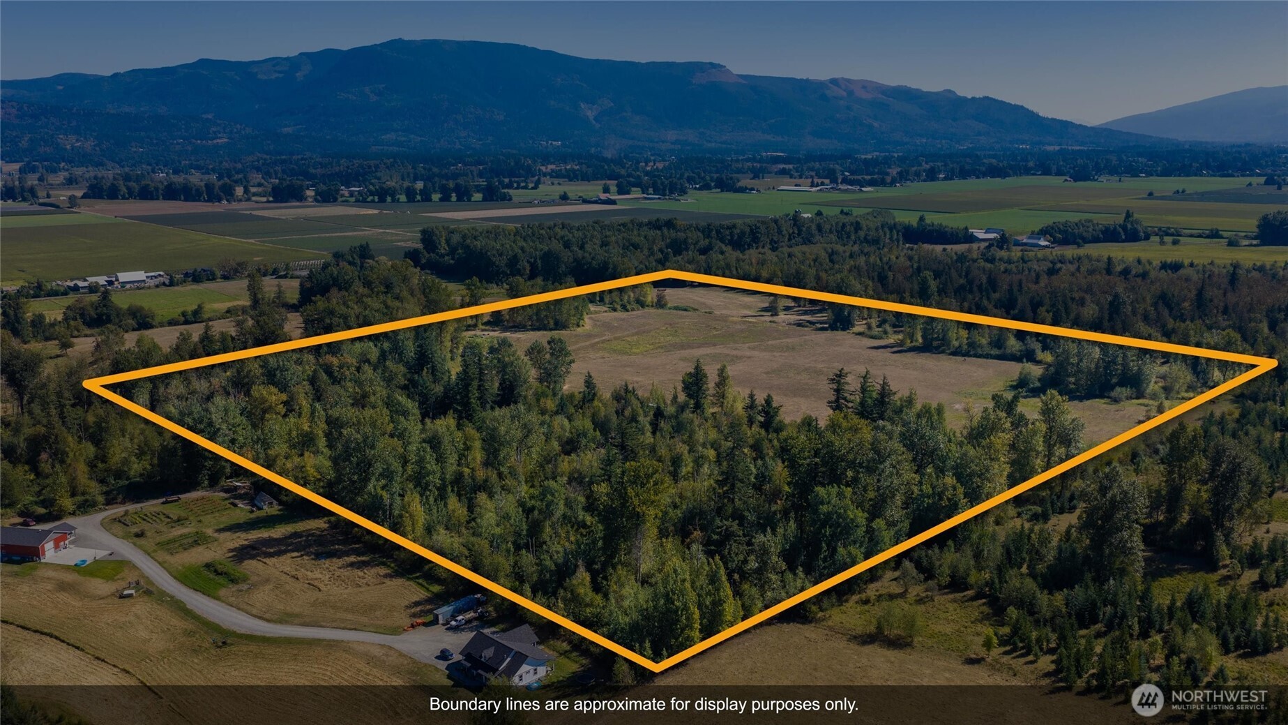 2753 E Badger Road Property Photo 7