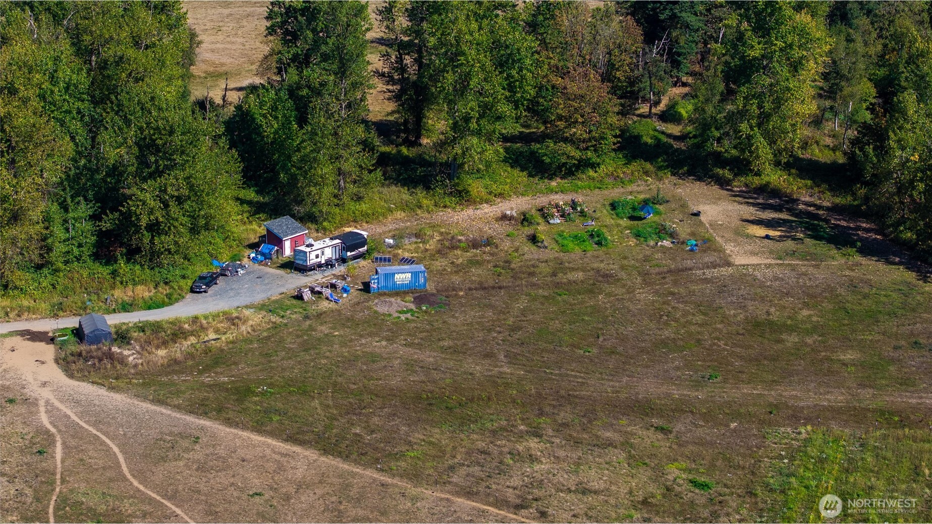 2753 E Badger Road Property Photo 11