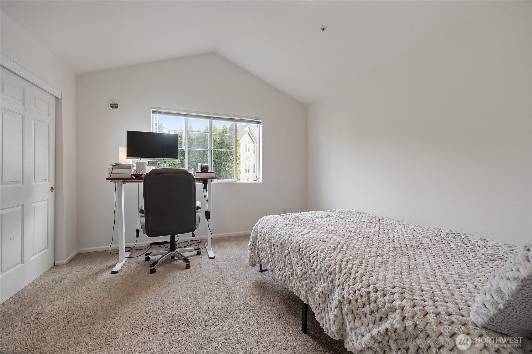 13000 Admiralty Way J101 Property Photo 31