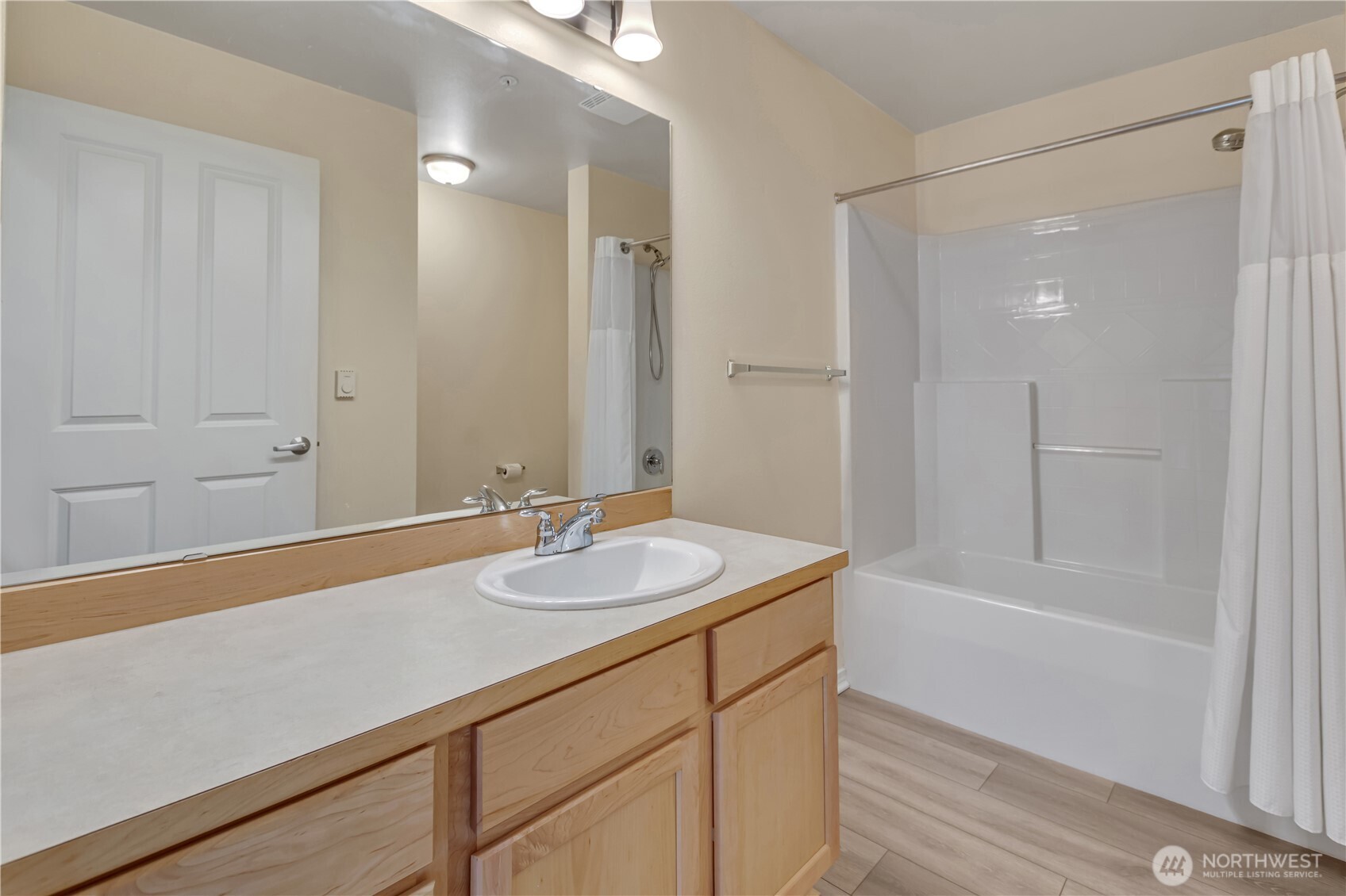 6404 Isaac Avenue A23 Property Photo 26