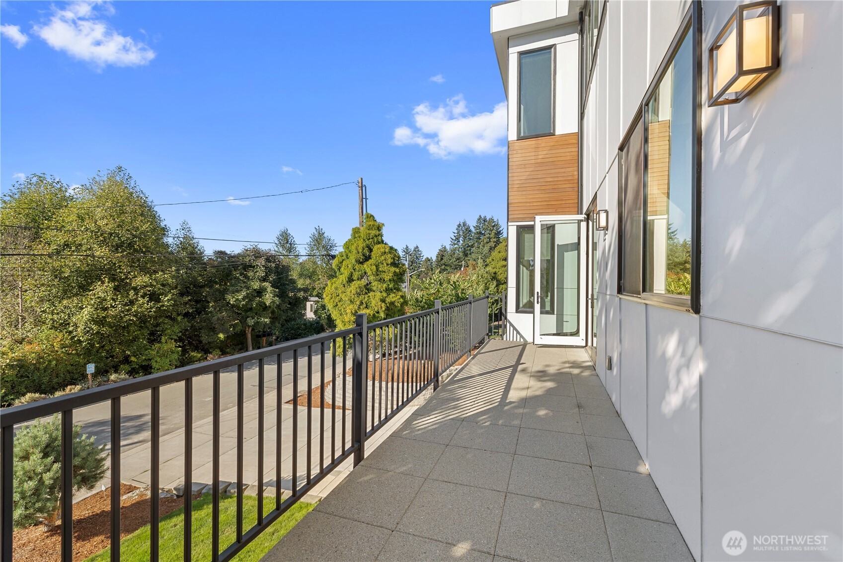 328 Slater Street Property Photo 14