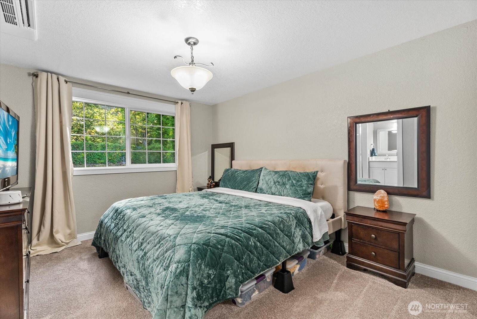 22701 12th Place Property Photo 22