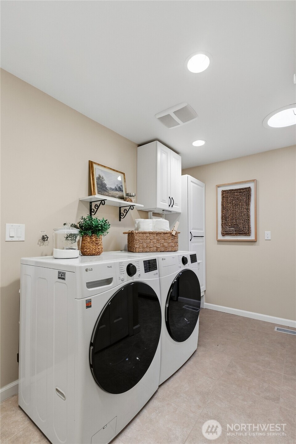 7818 206th Street Property Photo 16