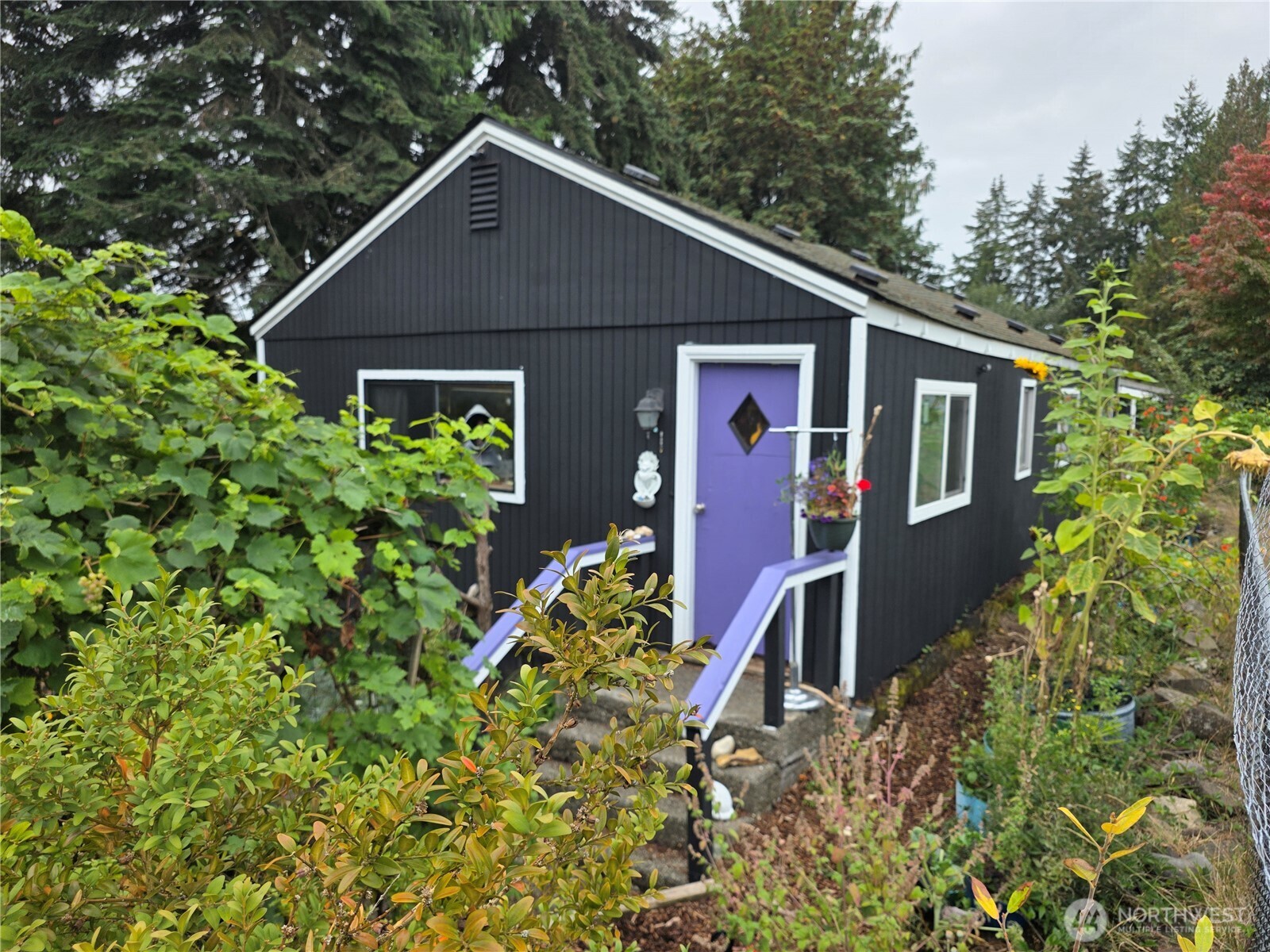 1765 Stewart Street Property Photo 1
