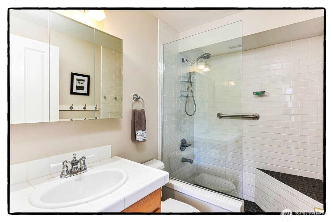 446 Modoc Place Property Photo 13