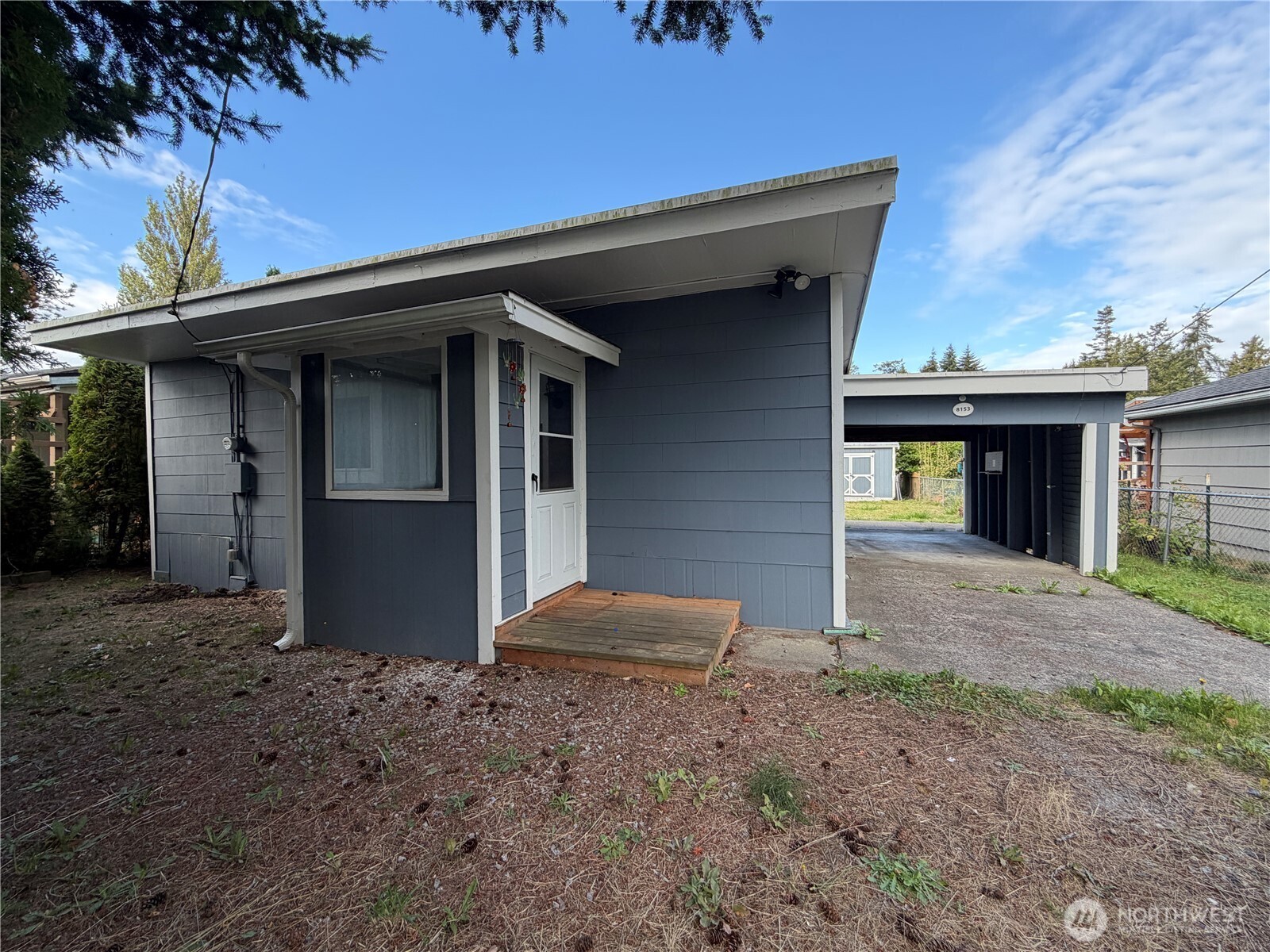 8153 Harborview Road Property Photo 2