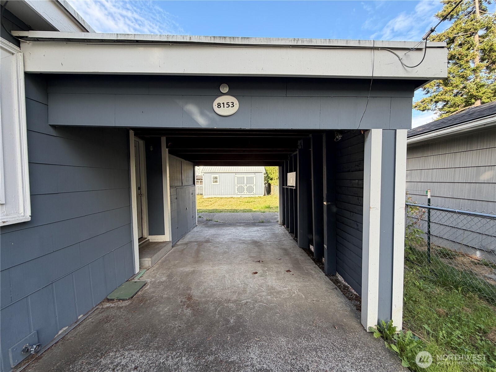 8153 Harborview Road Property Photo 4