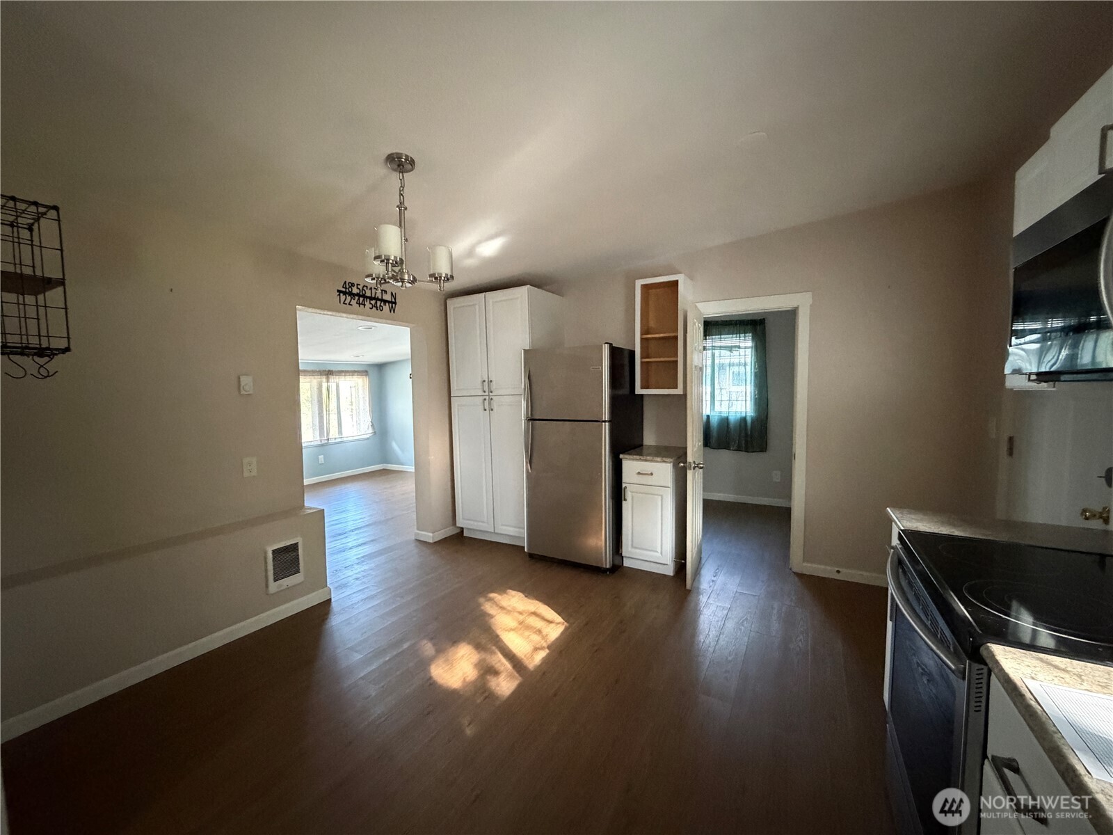 8153 Harborview Road Property Photo 9