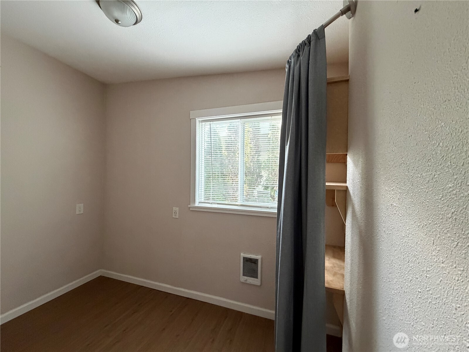 8153 Harborview Road Property Photo 16