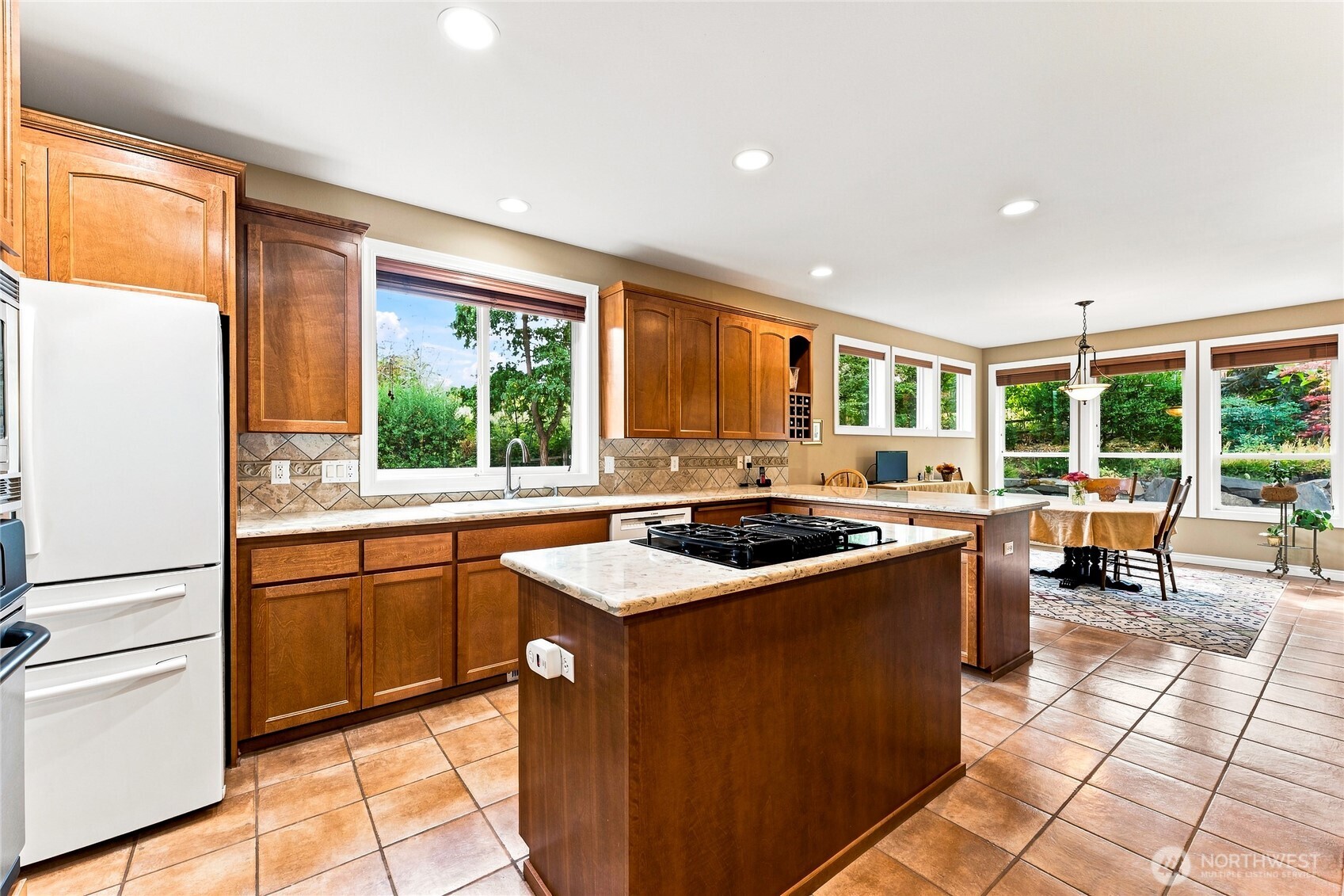 1106 15th Avenue Property Photo 8