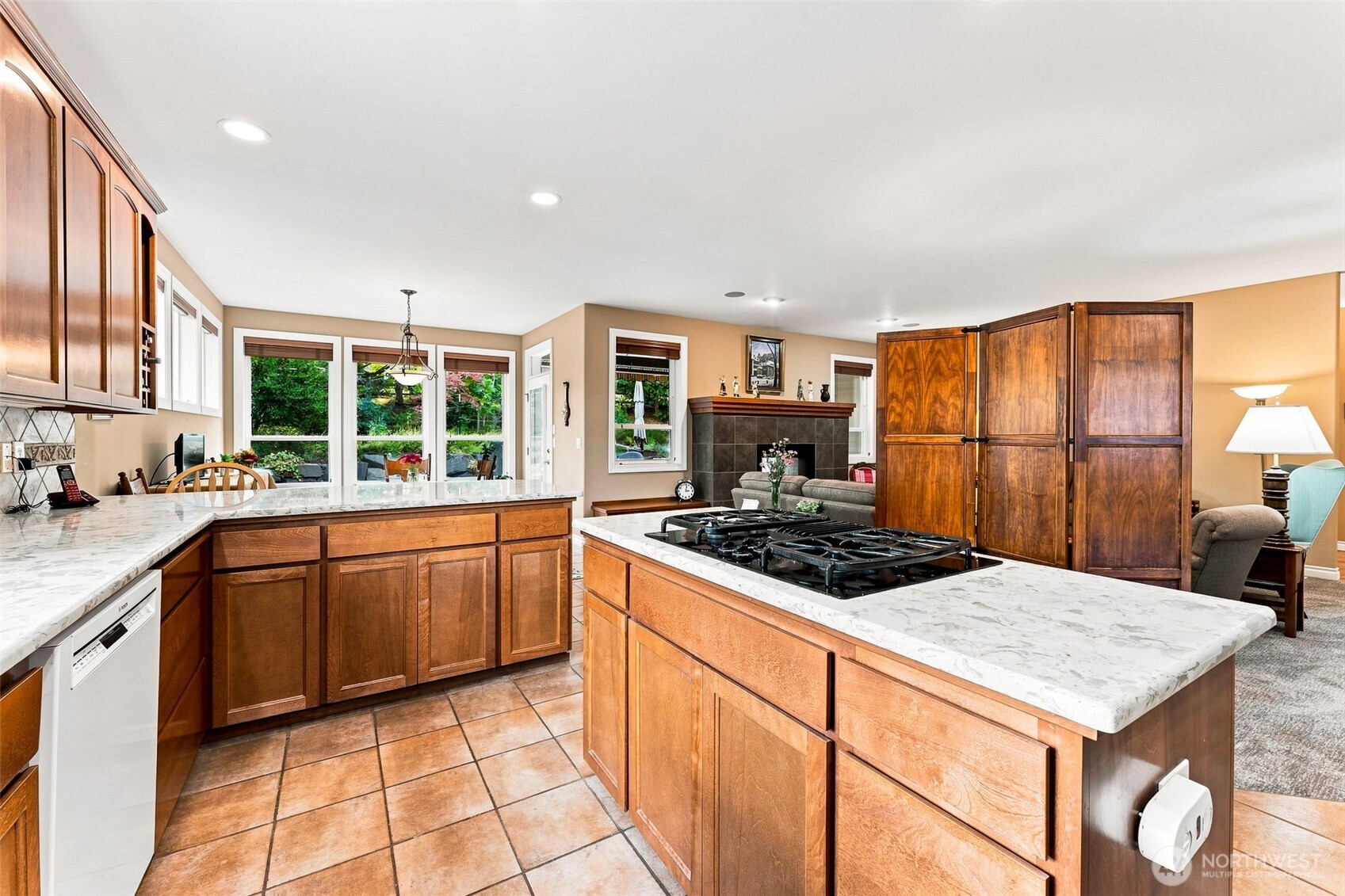 1106 15th Avenue Property Photo 9