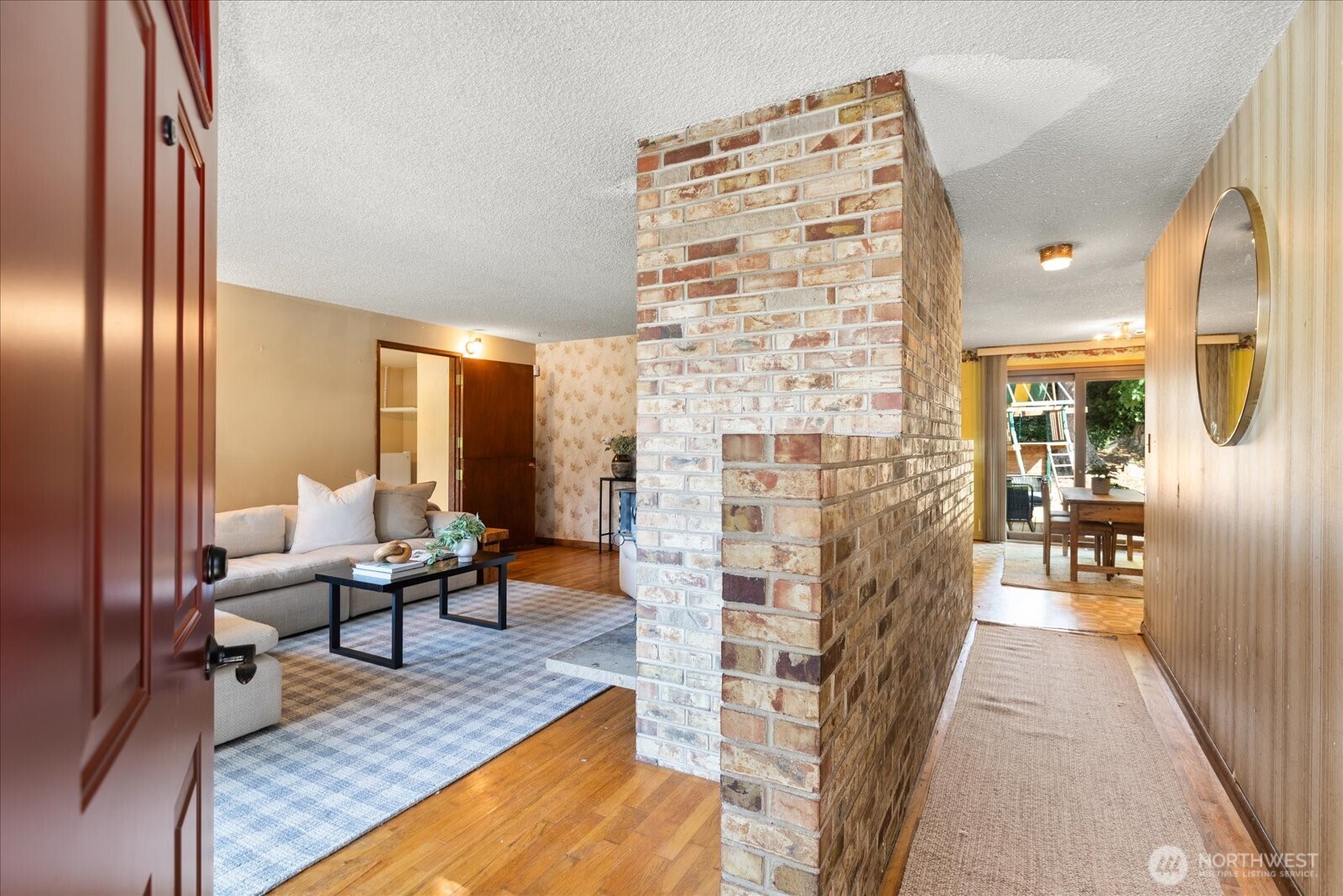 1235 8th Avenue Property Photo 6