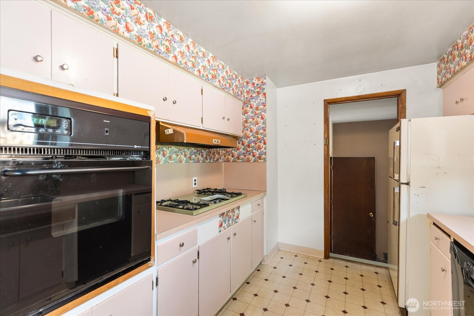 1235 8th Avenue Property Photo 14