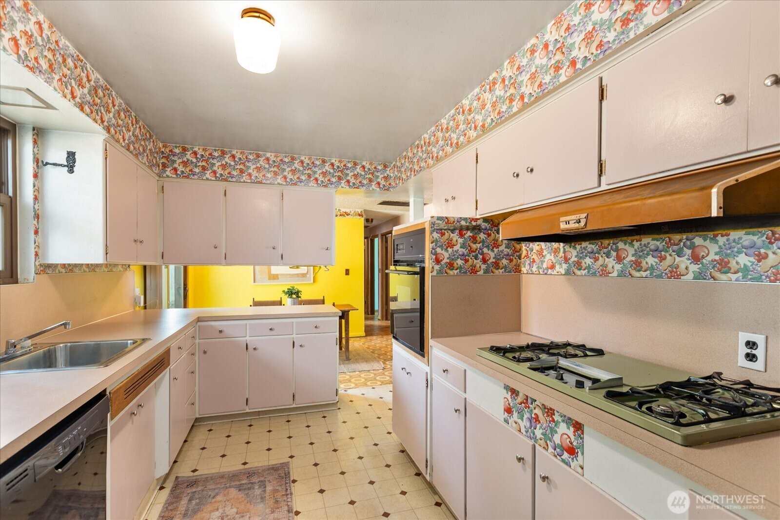 1235 8th Avenue Property Photo 15