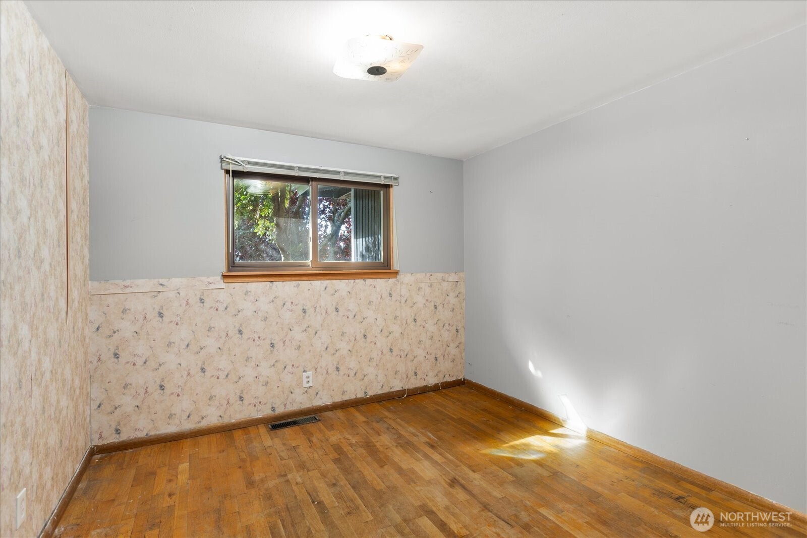 1235 8th Avenue Property Photo 21