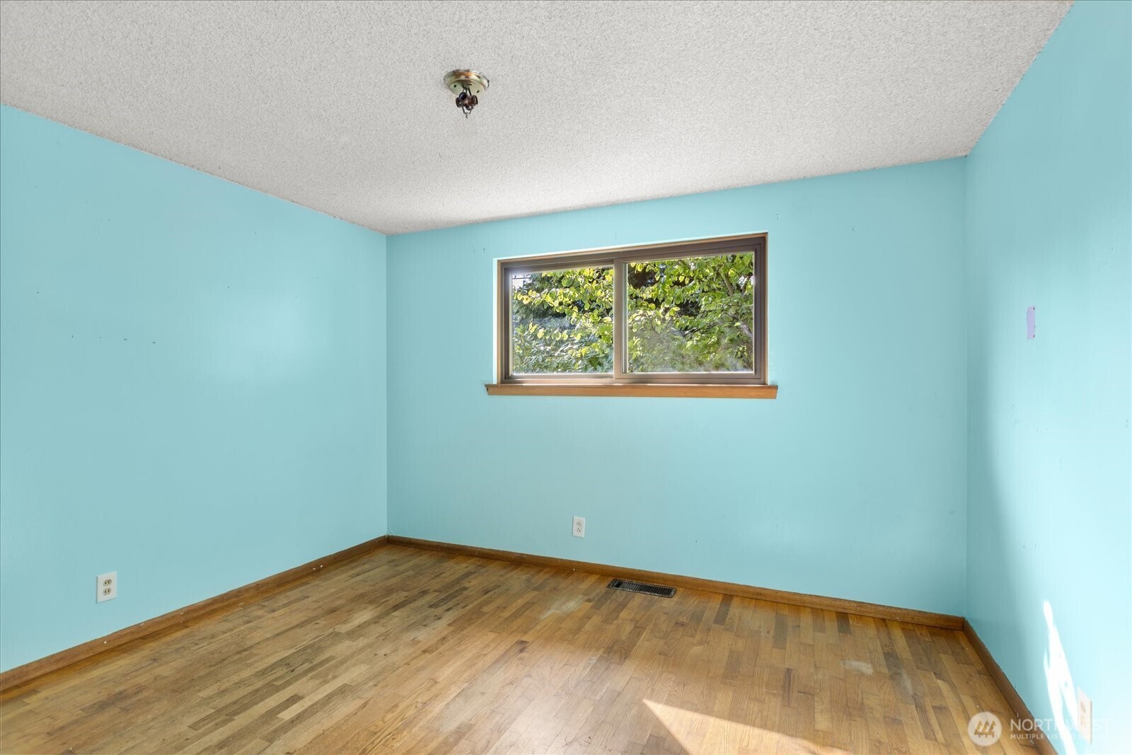 1235 8th Avenue Property Photo 26