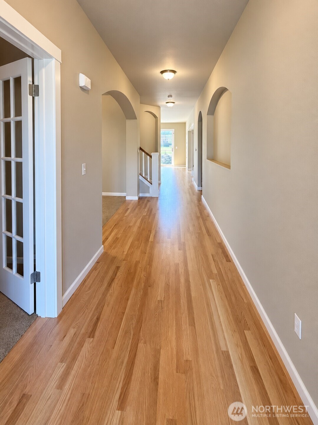 18608 111th Avenue Ct Property Photo 2