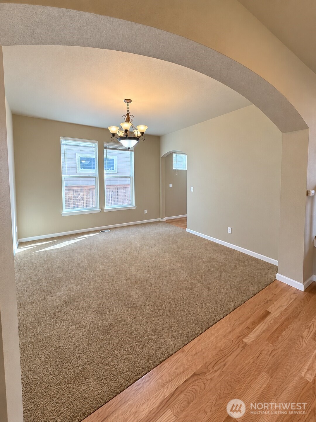 18608 111th Avenue Ct Property Photo 6