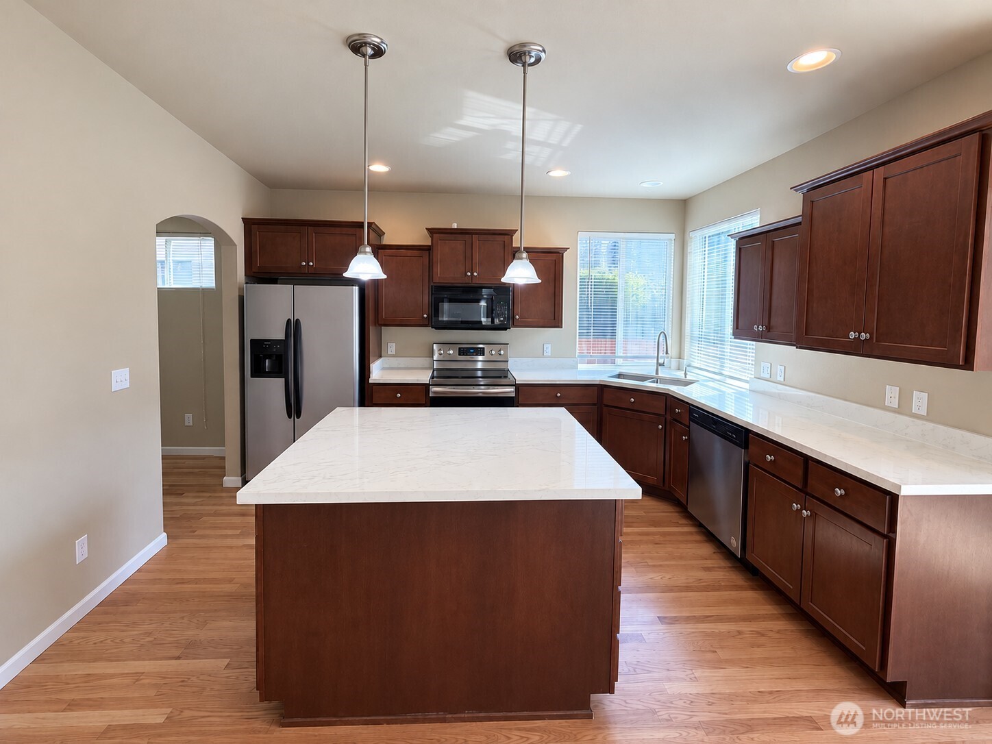 18608 111th Avenue Ct Property Photo 9