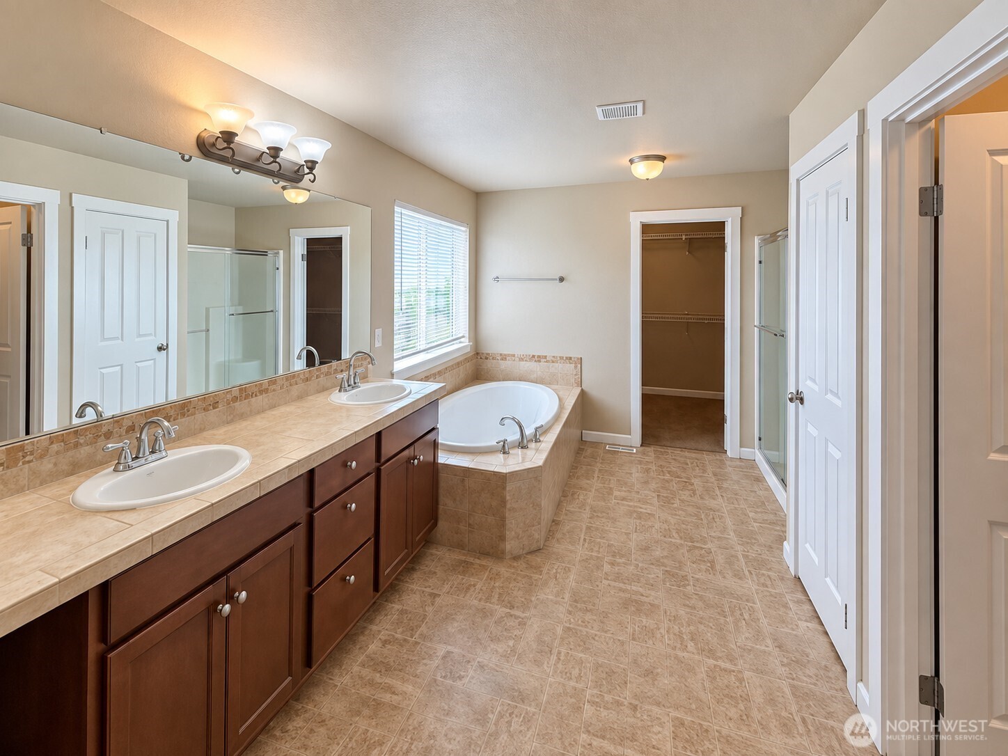 18608 111th Avenue Ct Property Photo 23