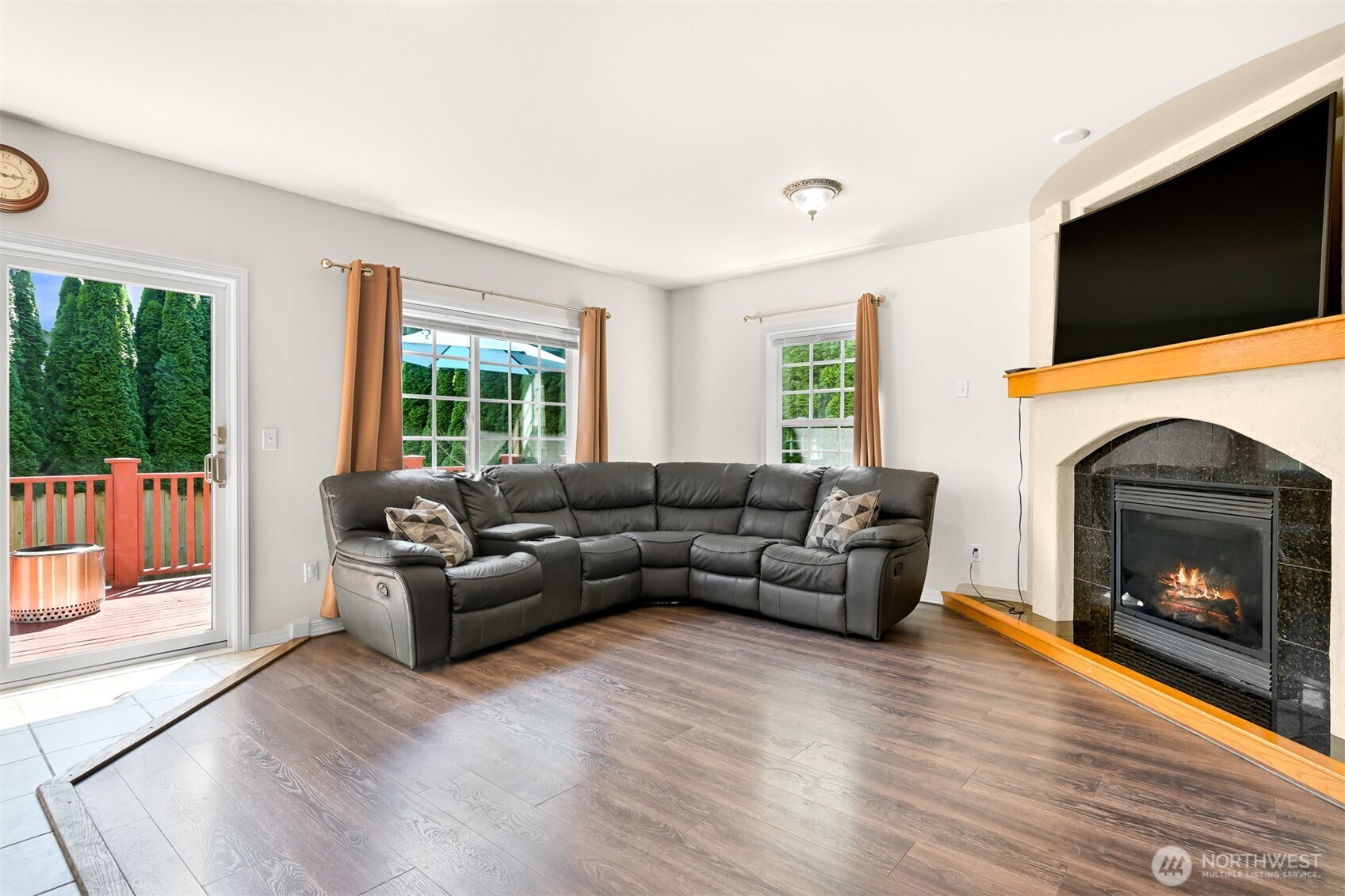 601 Jennings Avenue Property Photo 15