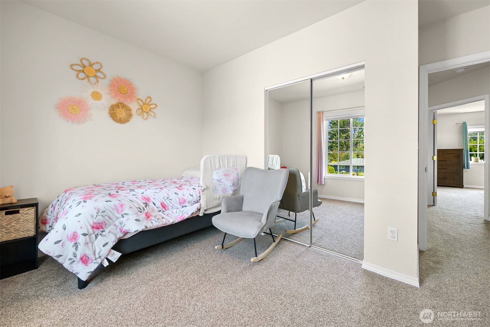 601 Jennings Avenue Property Photo 24