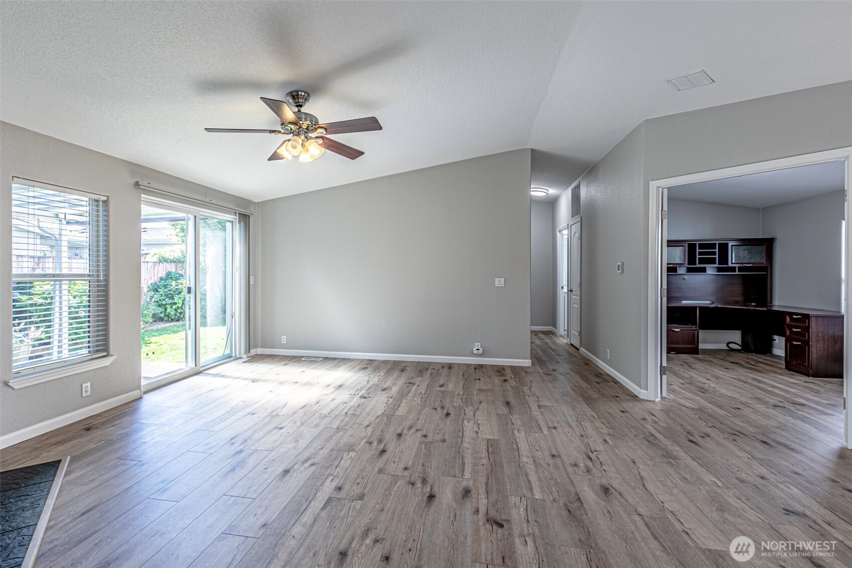17712 19th Avenue Ct Property Photo 4