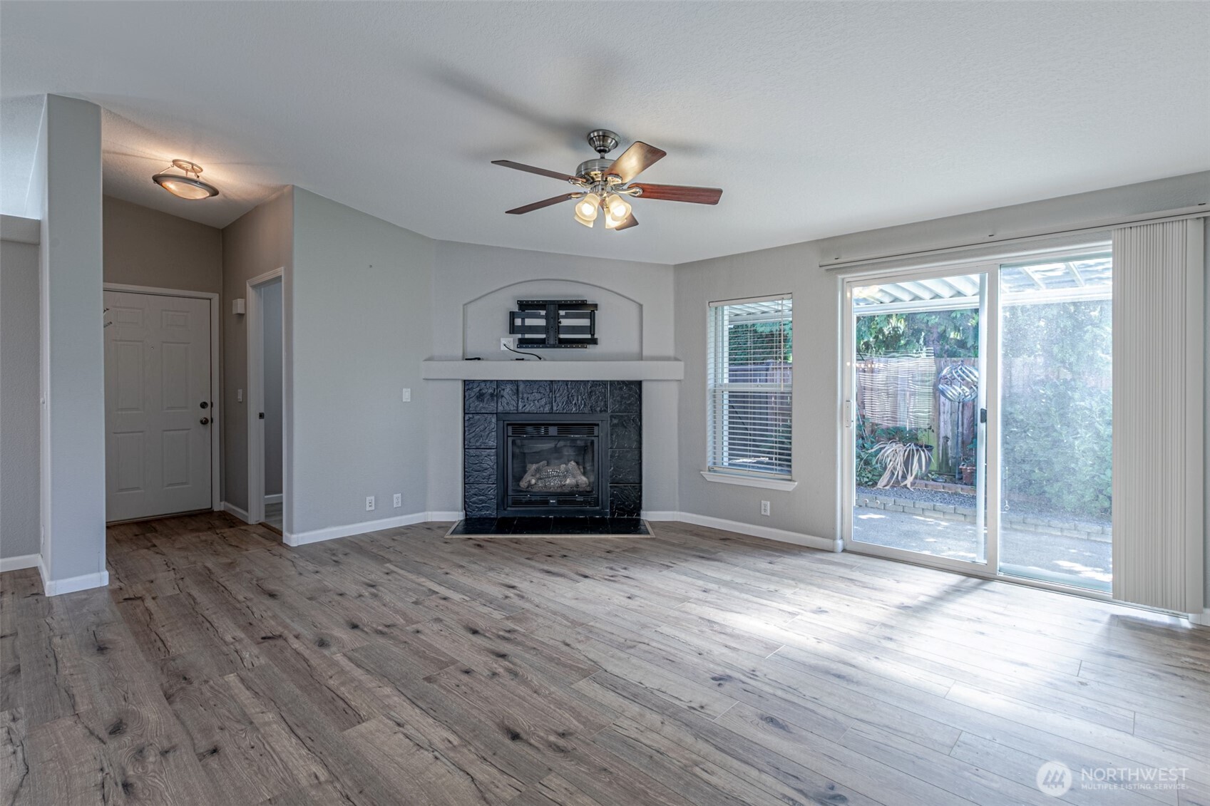 17712 19th Avenue Ct Property Photo 5