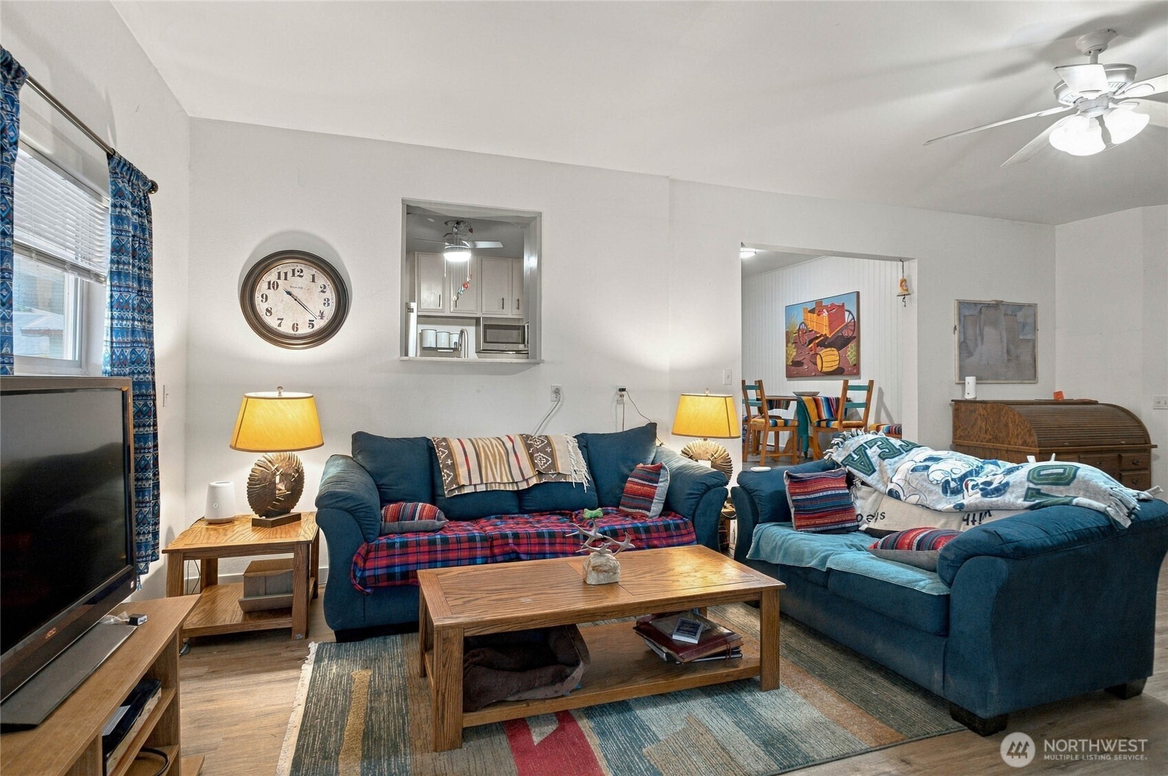 2 S Elm Street Property Photo 5