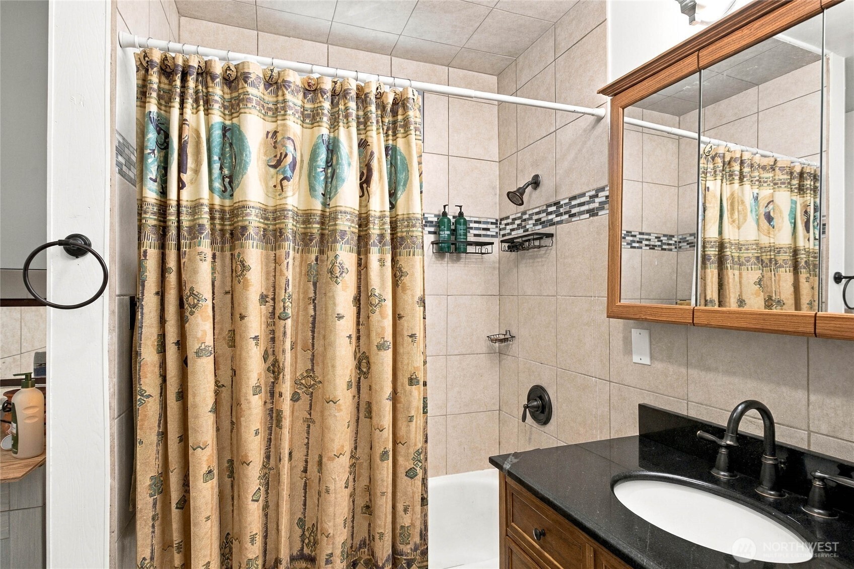 2 S Elm Street Property Photo 19