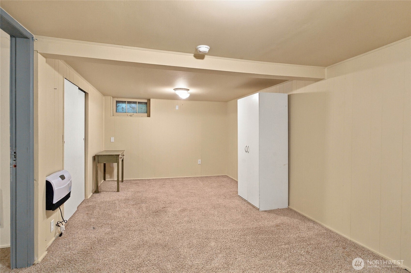 2 S Elm Street Property Photo 25