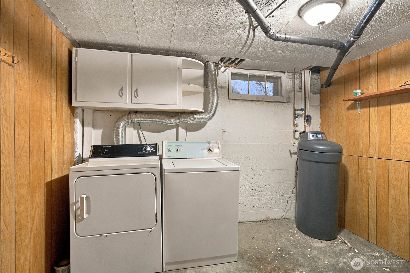 2 S Elm Street Property Photo 27