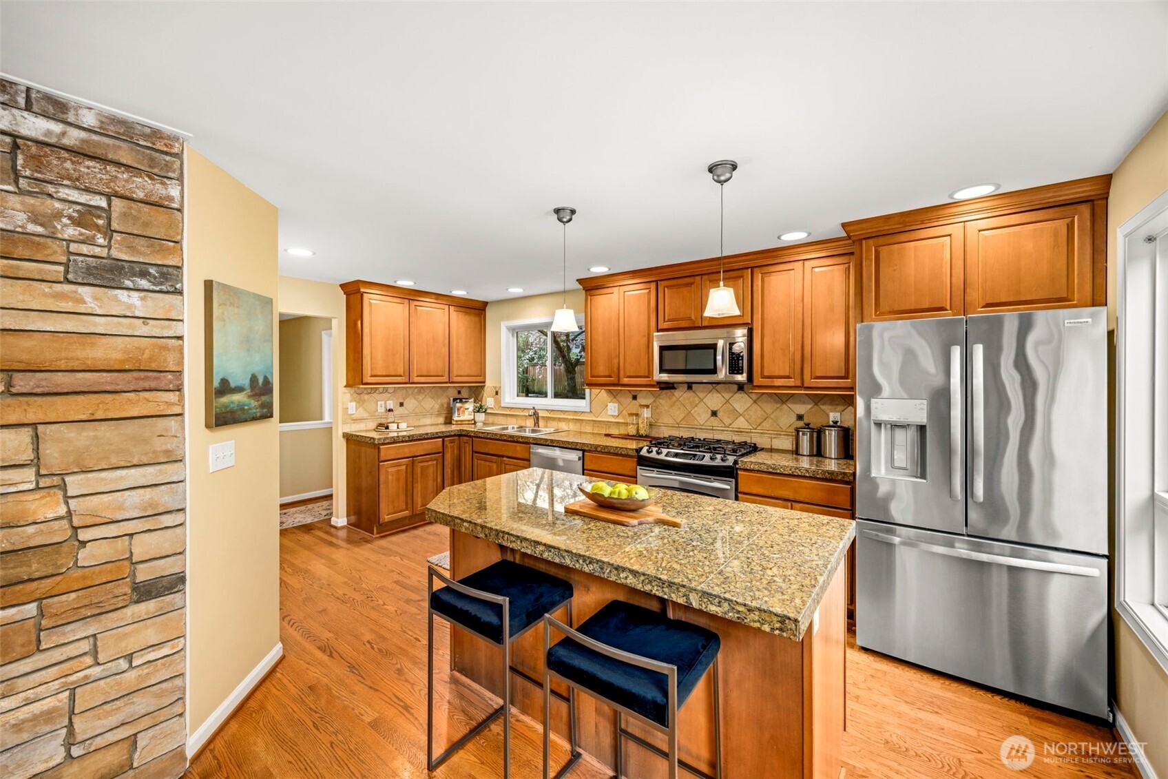 231 105th Avenue Property Photo 10