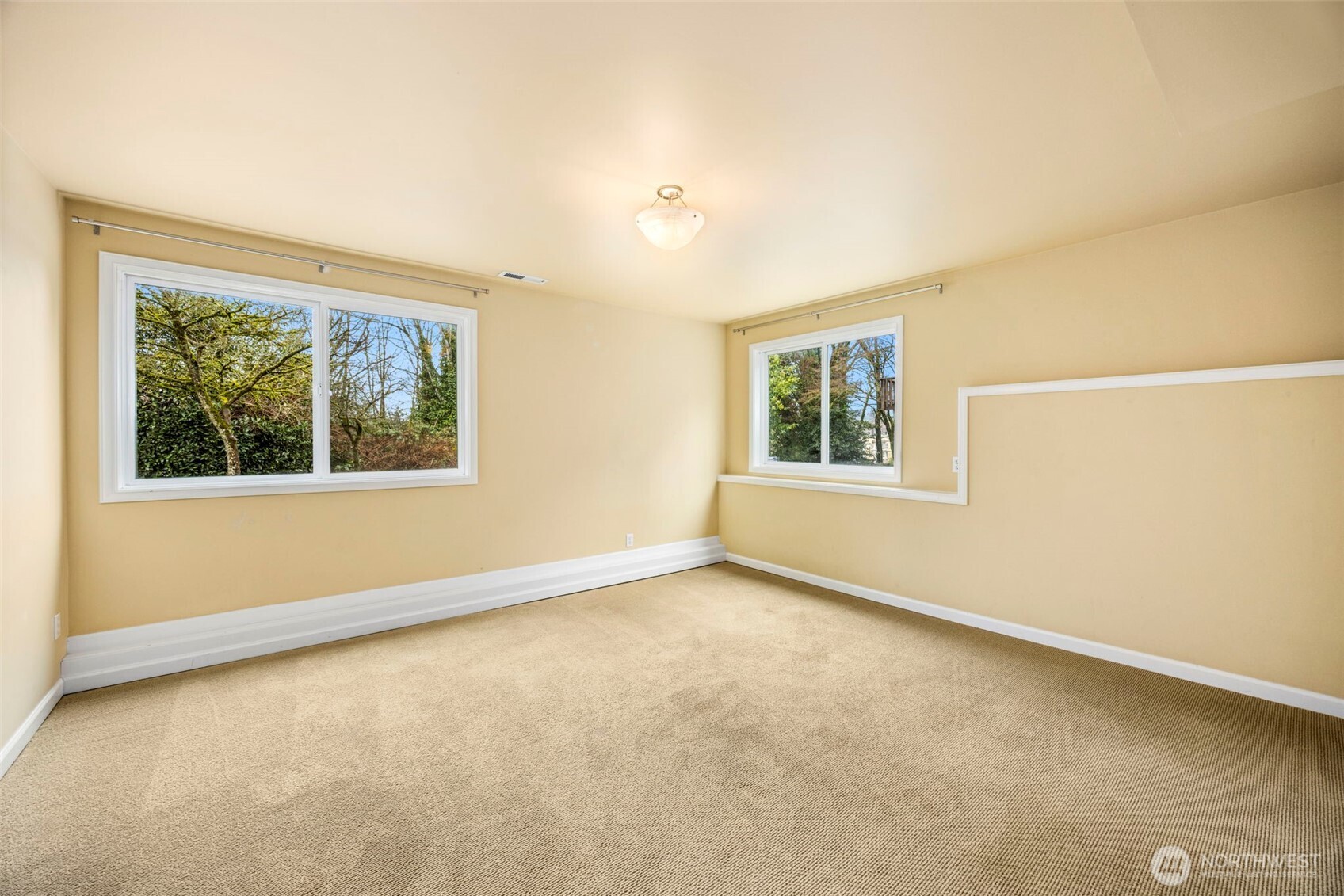 231 105th Avenue Property Photo 35
