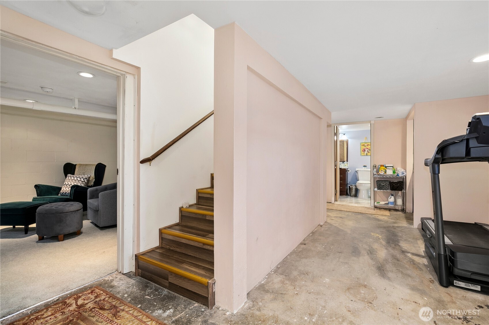 4029 E J Street Property Photo 20