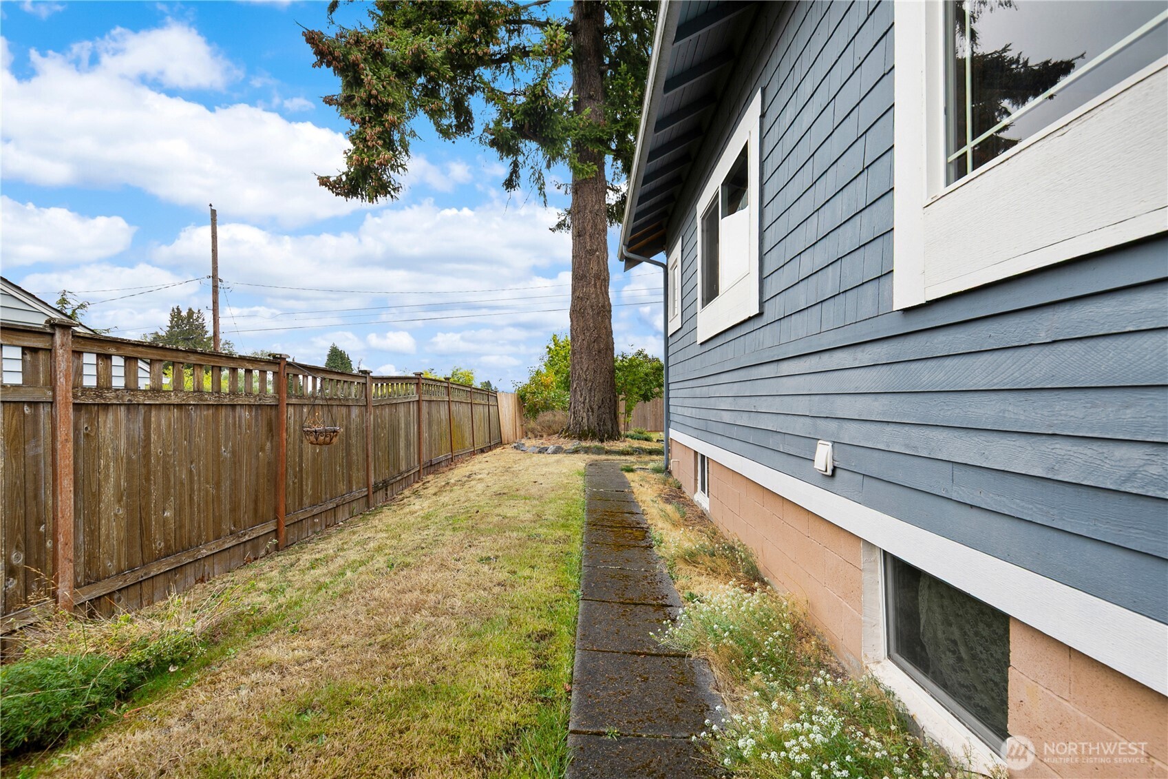 4029 E J Street Property Photo 28