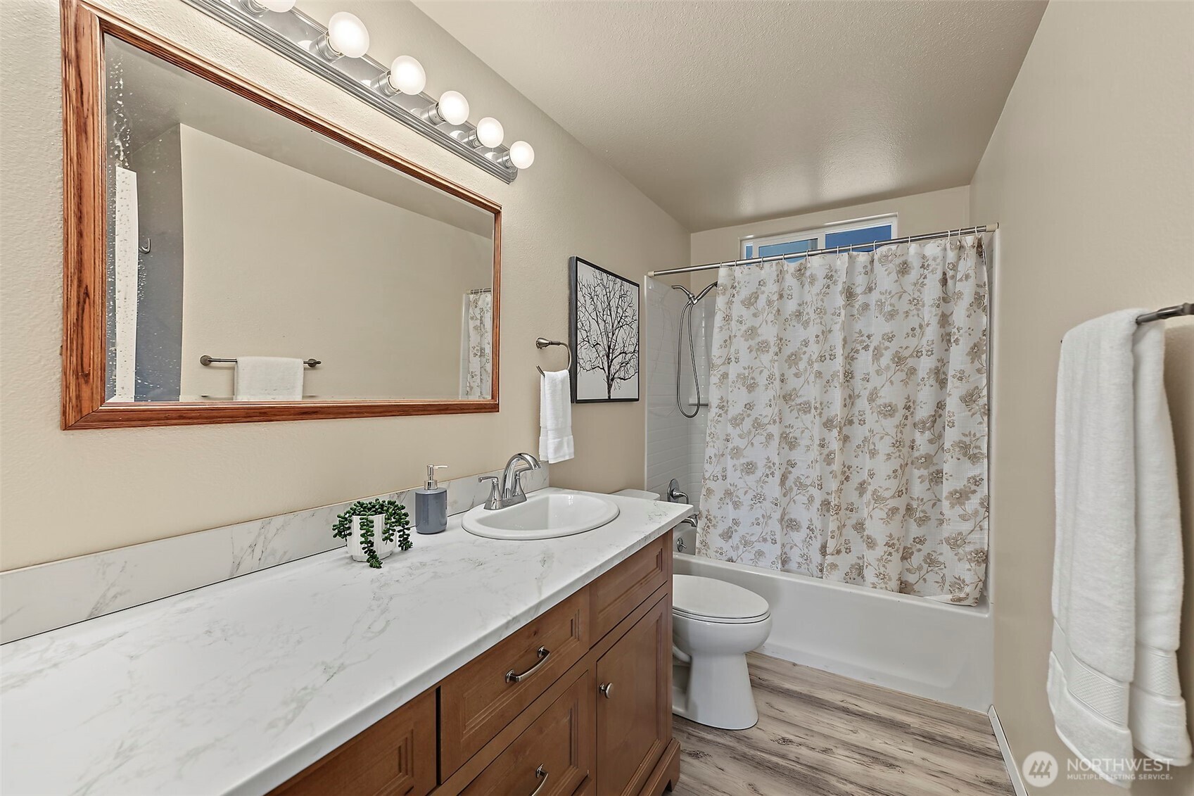 140 Jefferson Avenue Property Photo 24